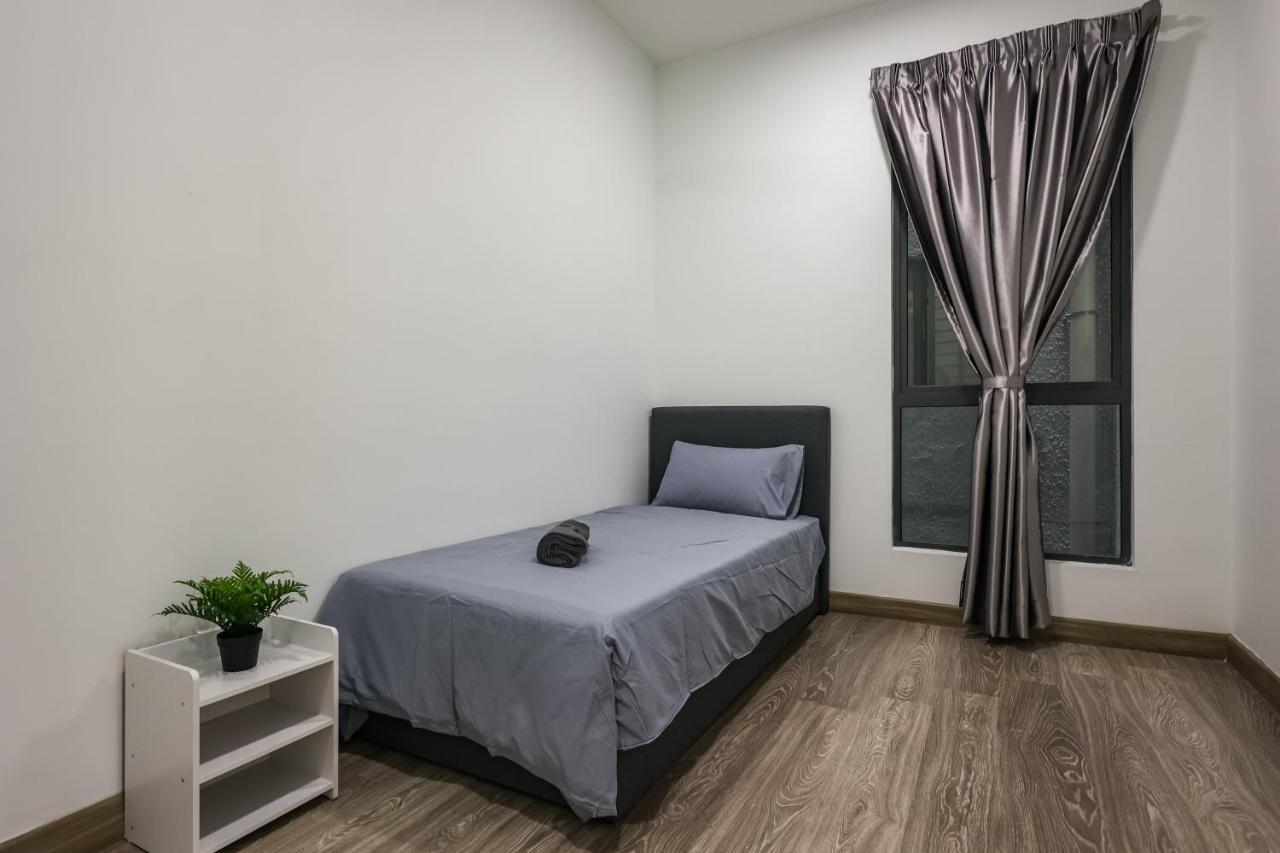 Beautiful 3b2b For 6 Pax W Pool - Setapak Kuala Lumpur