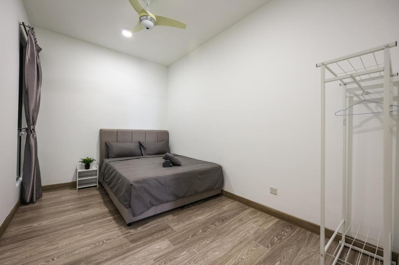 Beautiful 3b2b For 6 Pax W Pool - Setapak Pangsapuri *